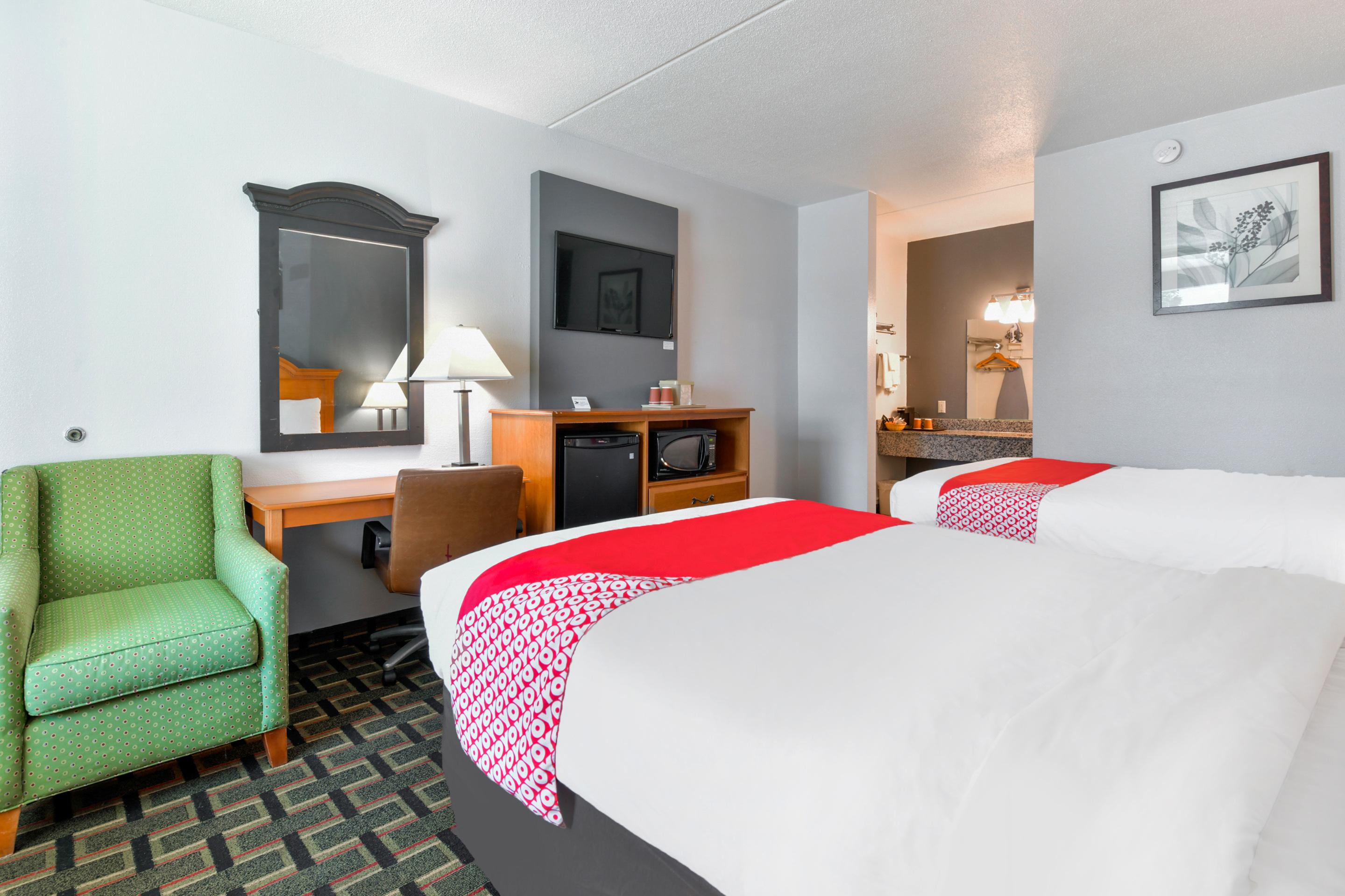 Oyo Hotel Lake Park - Valdosta Area Dış mekan fotoğraf
