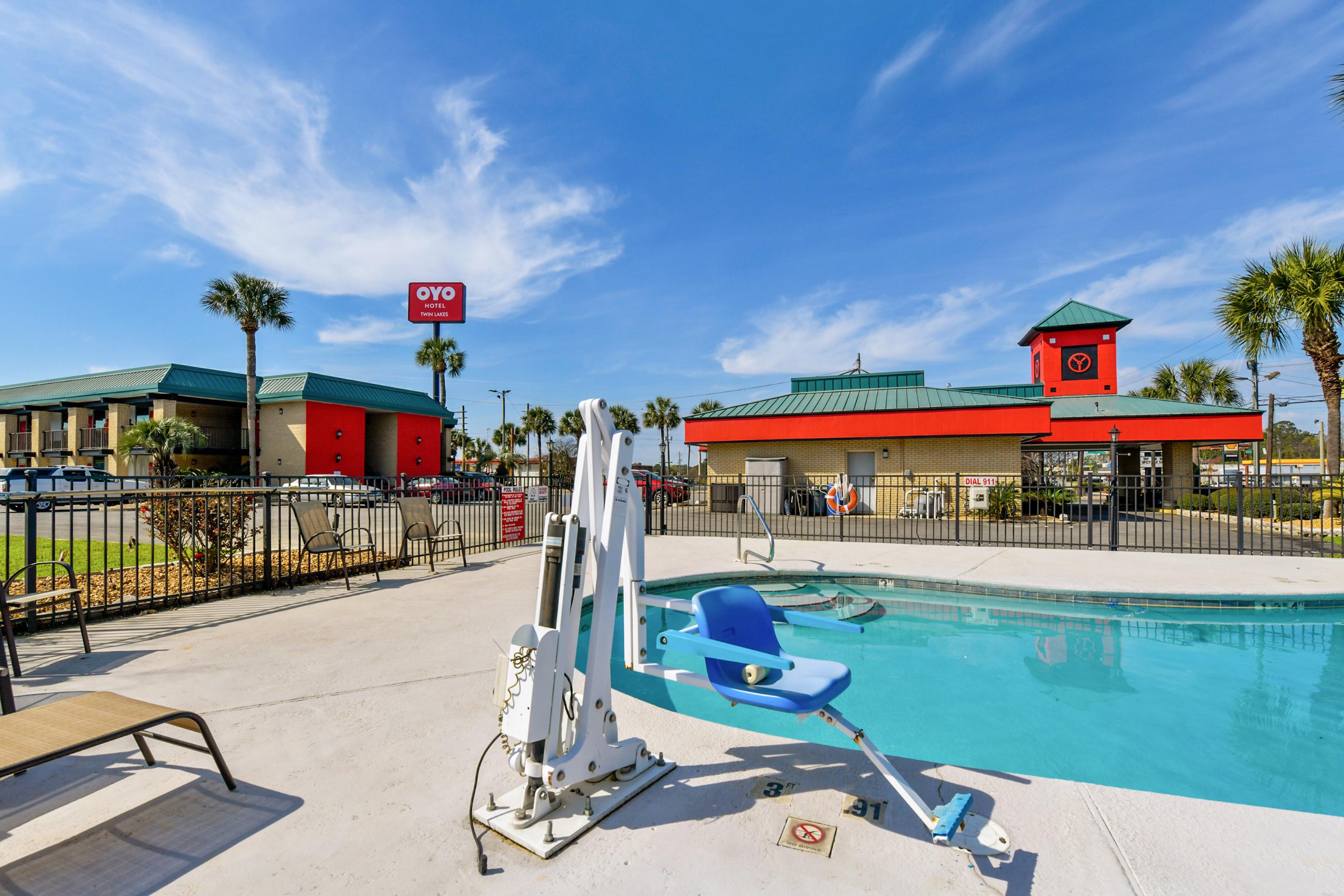 Oyo Hotel Lake Park - Valdosta Area Dış mekan fotoğraf